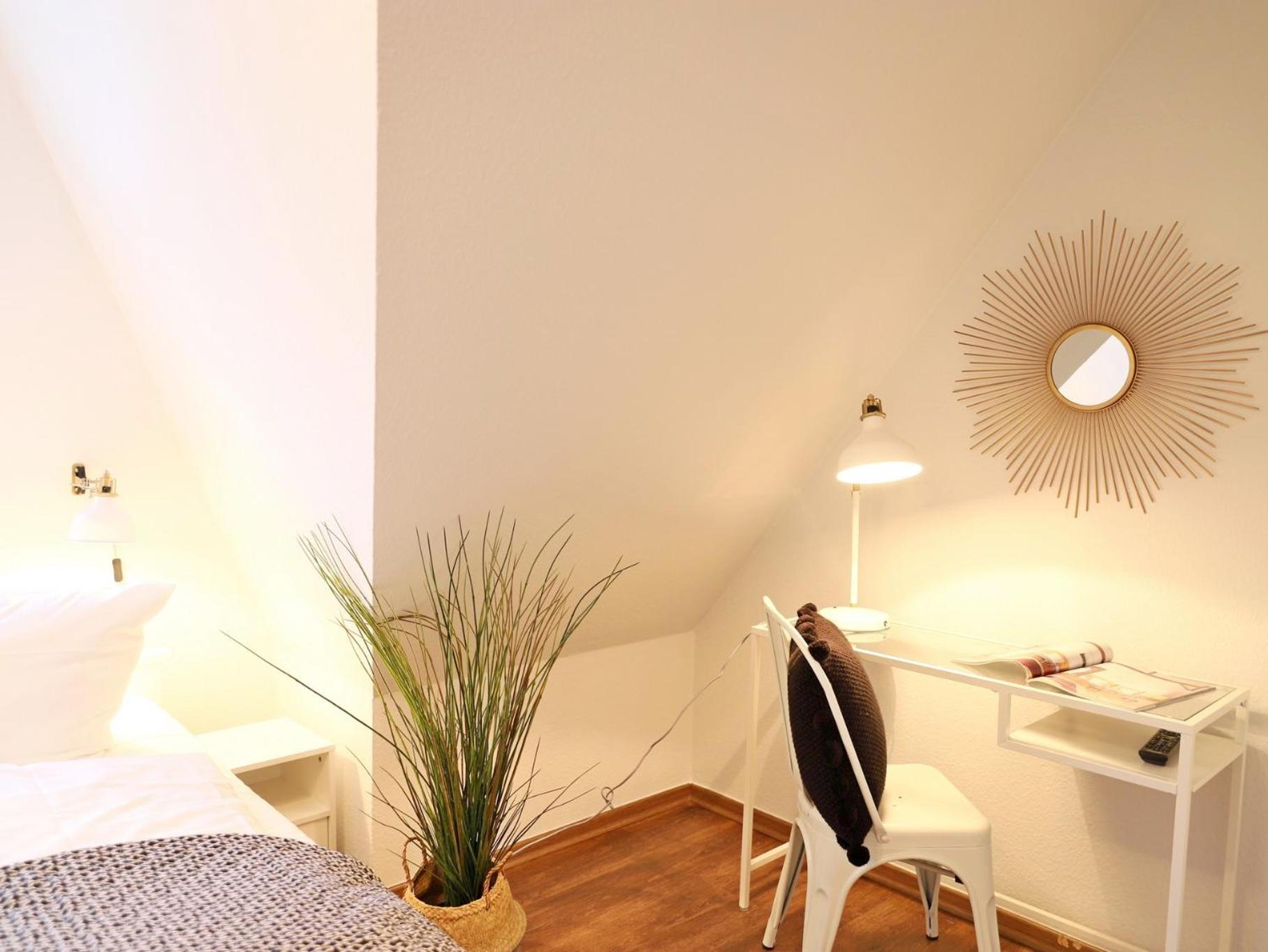 Morderne 3-Zimmerwohnung In Einer Hausscheibe Unter Reet Вестерланд Екстериор снимка